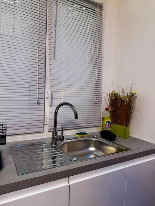 Le Vitton - Appartement Proche Gare Partdieu Villeurbanne Kültér fotó